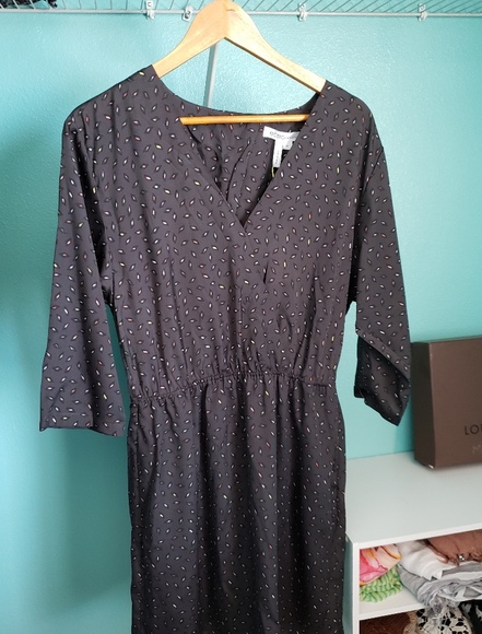 BCBGeneration Dresses & Skirts - BCBGENERATION split back dress